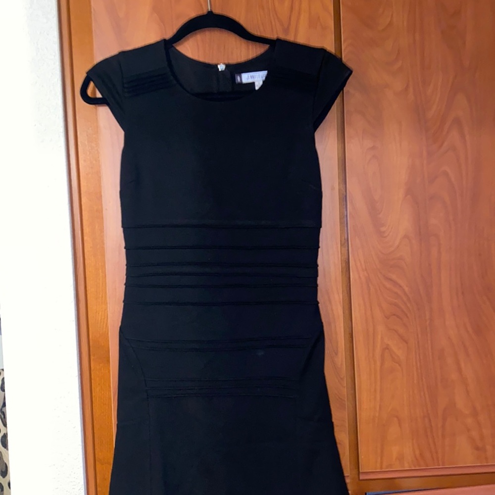 Jennifer Lopez sz 4 fitted black dress
